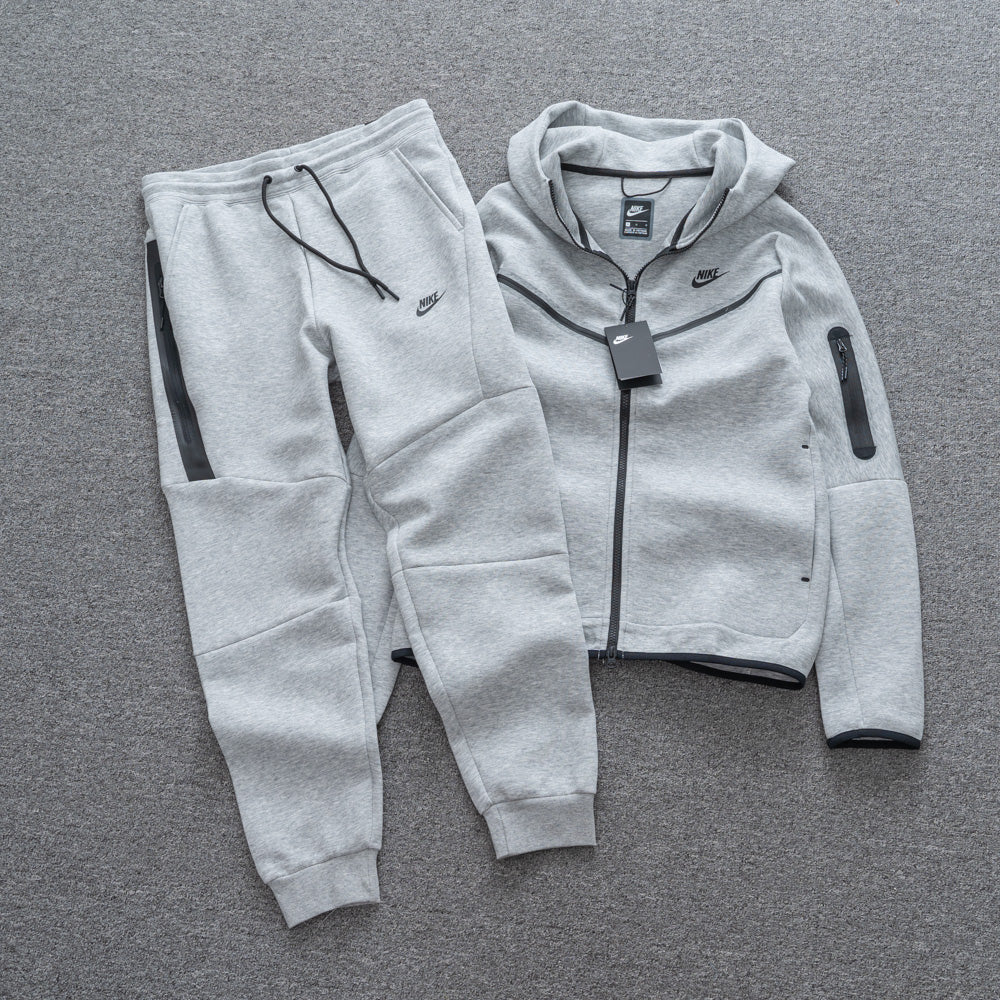 Conjunto  Tech Fleece Cinza