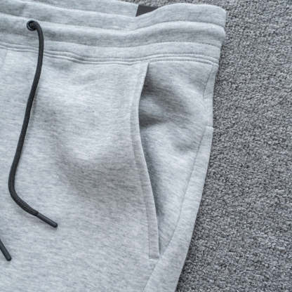 Conjunto  Tech Fleece Cinza