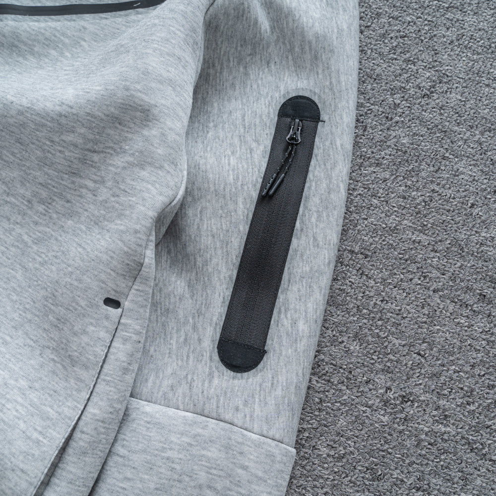 Conjunto  Tech Fleece Cinza