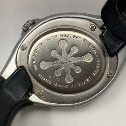  00s Triax graphic watch