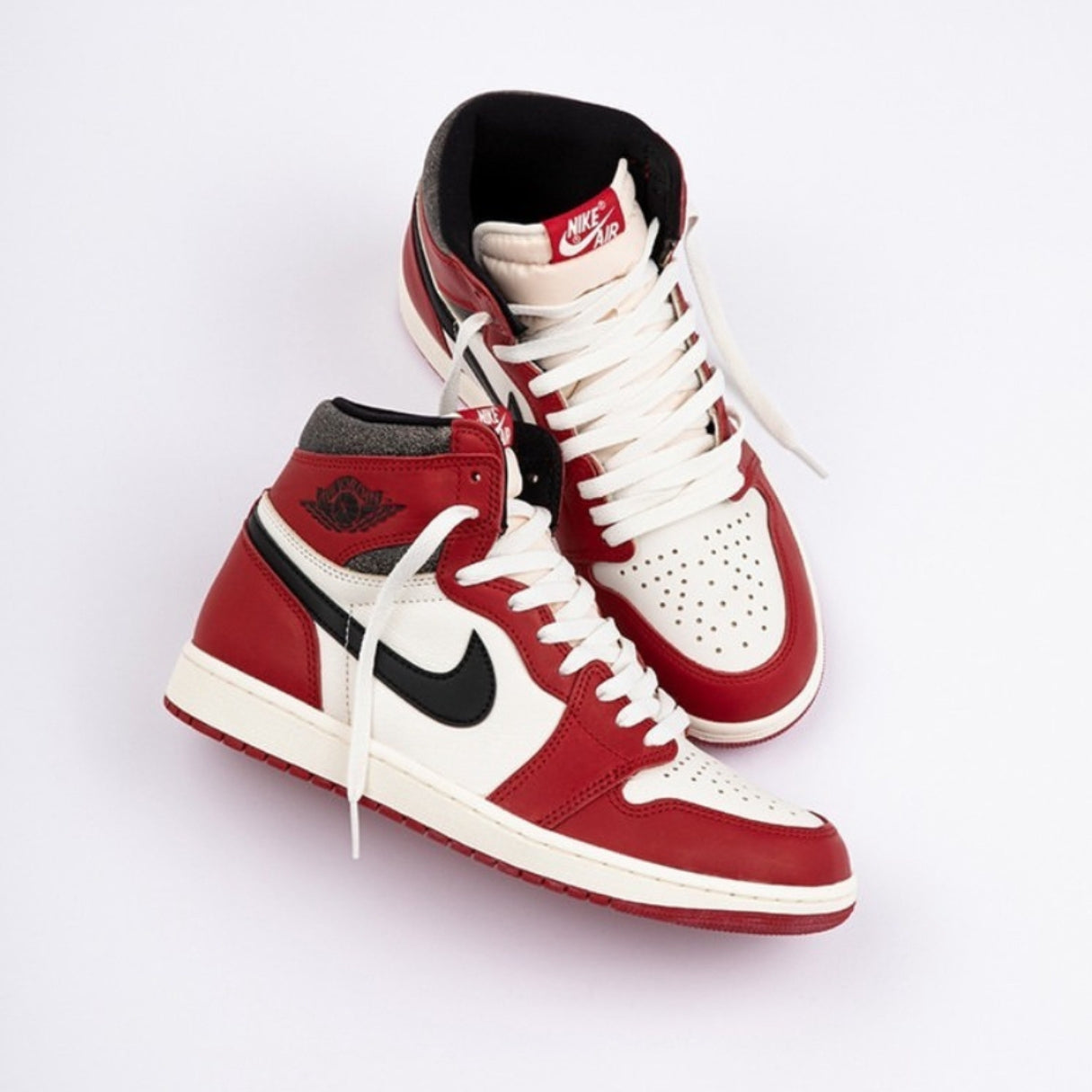  SNEAKER MYSTERY BOX