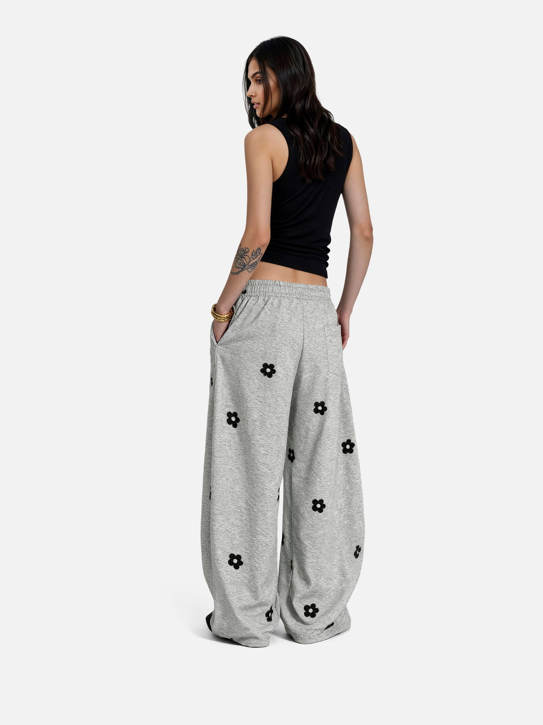 Aelfric Eden Floral Embroidery Baggy Barrel Sweatpants-Limited Sale