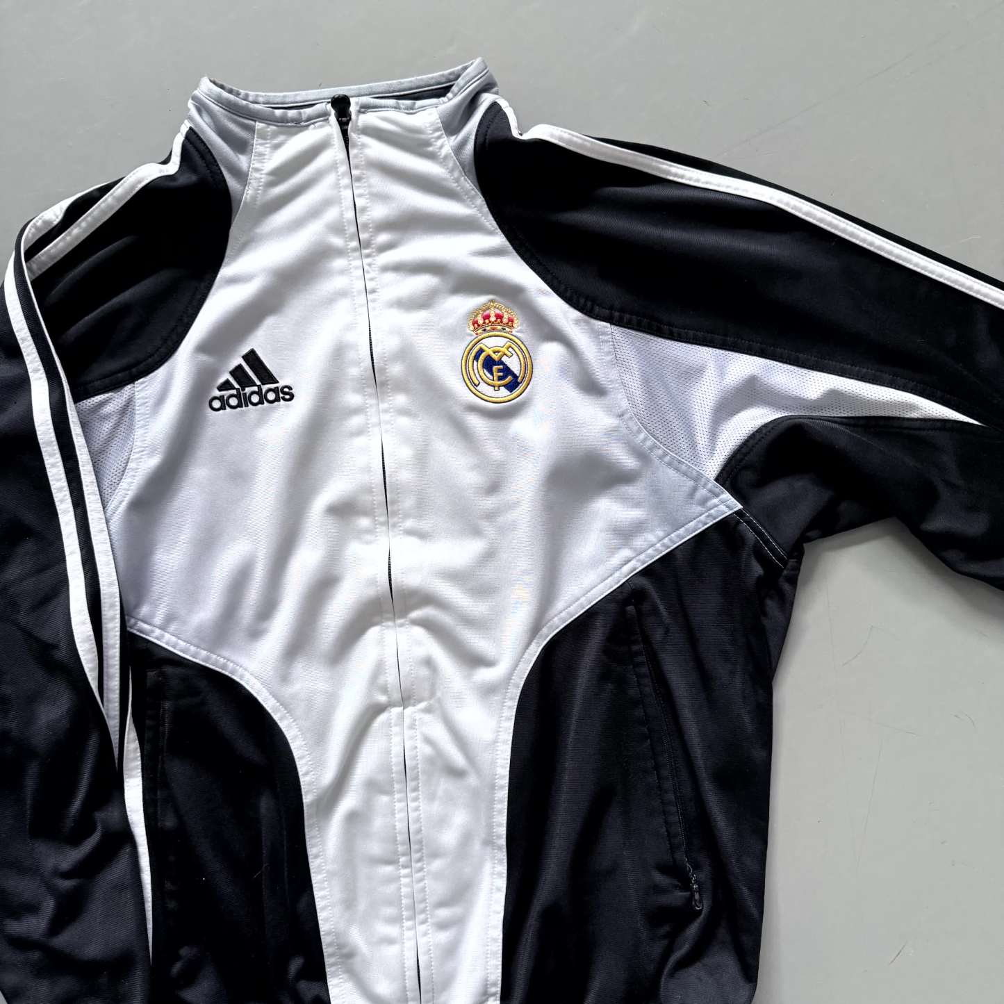 Adidas x Real Madrid Vintage Tracksuit 2008/09 |