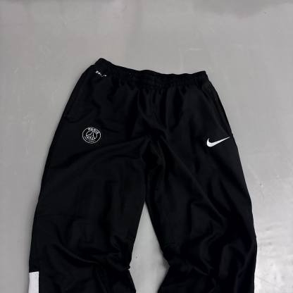 Nike x PSG Vintage Tracksuit 2018/19 |