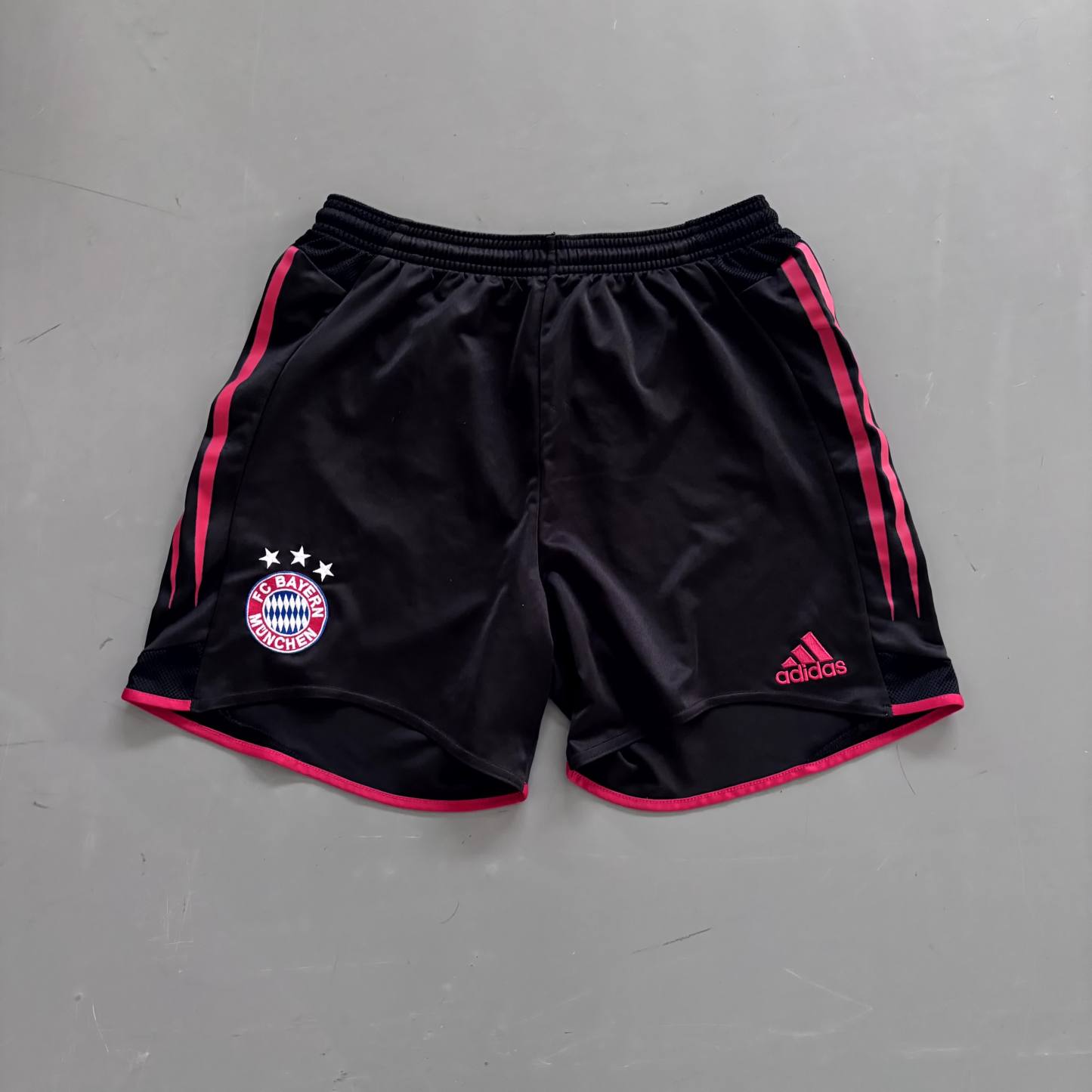 Adidas x FC Bayern Vintage *Ballack* Trikot Set 2006/07 |