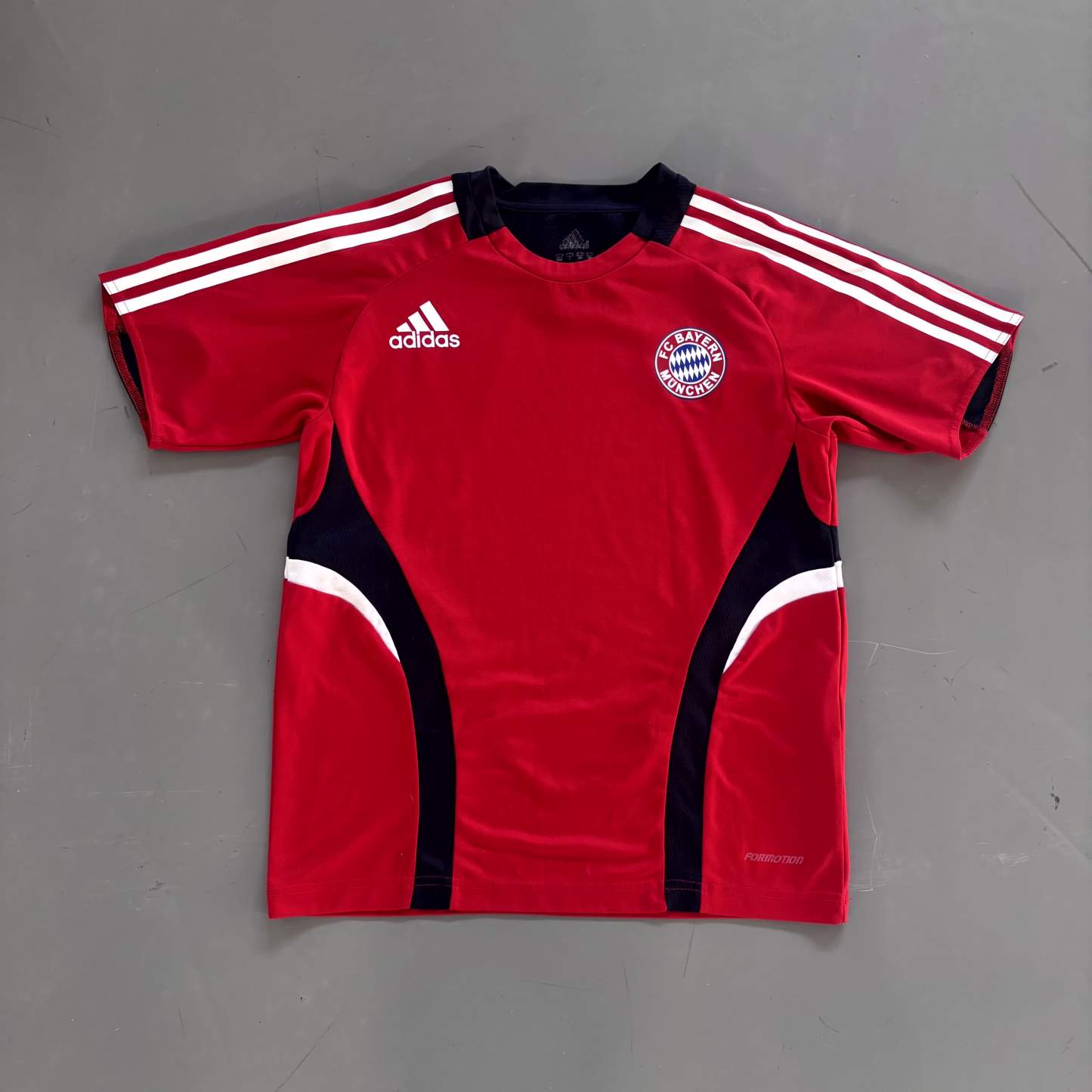Adidas x FC Bayern Vintage Trikot Set 2010/11 |
