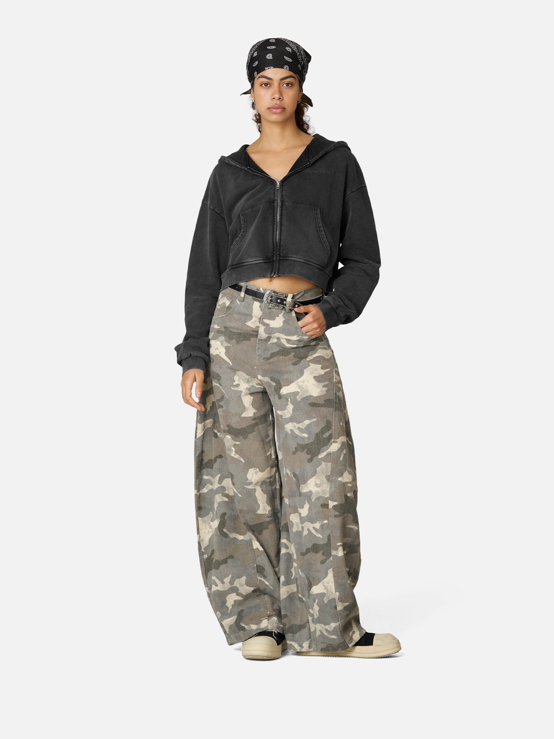 Aelfric Eden Boxy Solid Zip Up Hoodie-Limited Sale