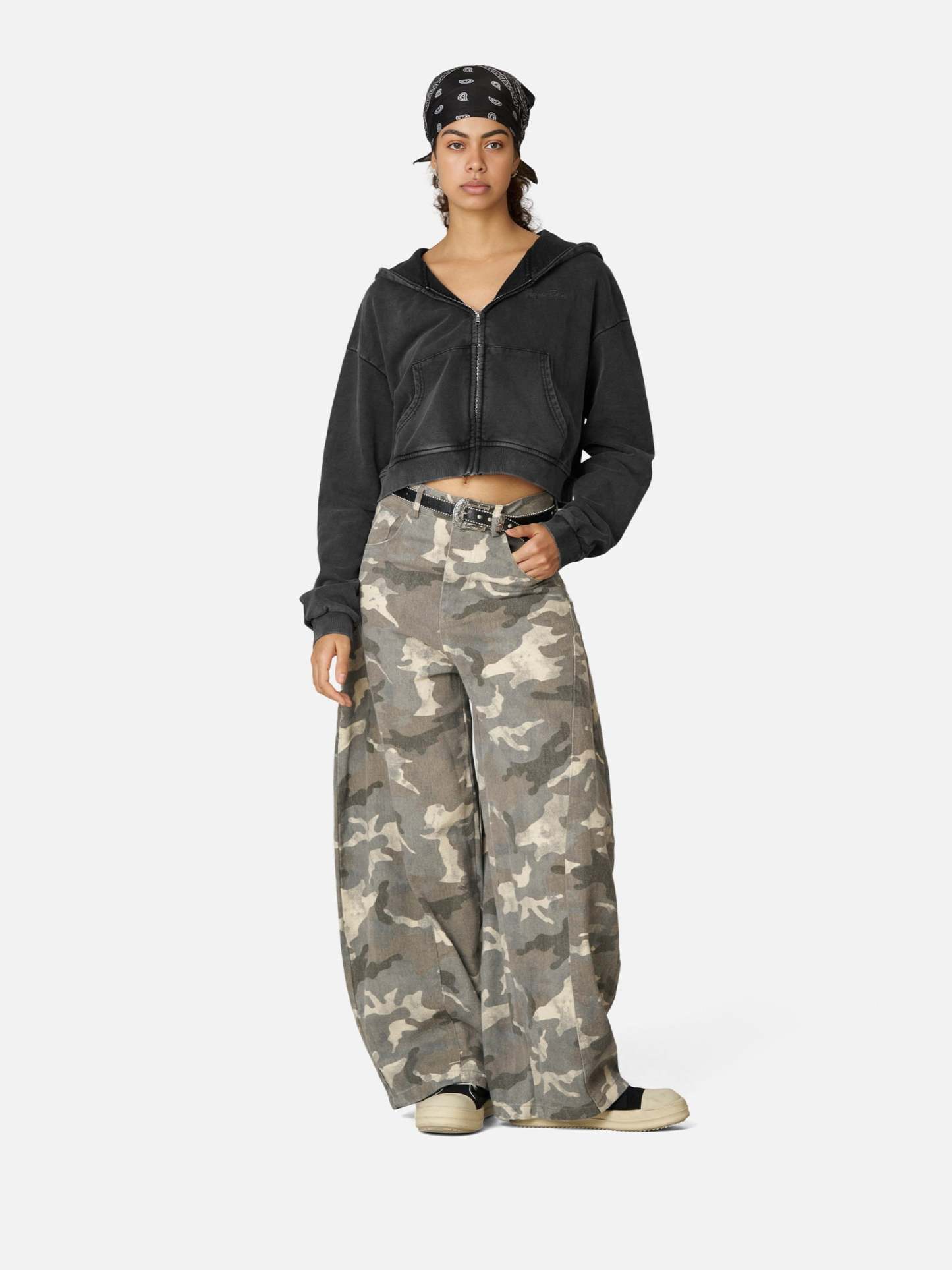 Aelfric Eden Boxy Solid Zip Up Hoodie-Limited Sale