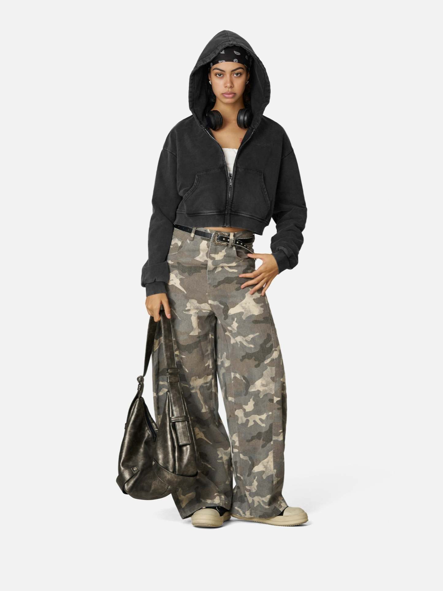 Aelfric Eden Boxy Solid Zip Up Hoodie-Limited Sale