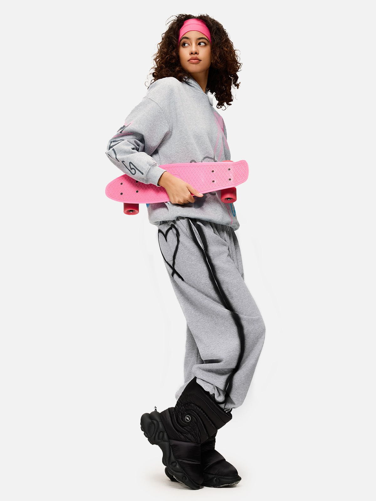Aelfric Eden Graffiti Heart Baggy Sweatpants-Limited Sale