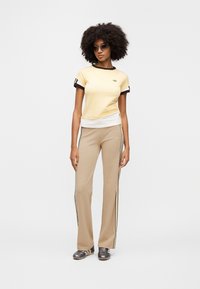 adidas OriginalsSTRAIGHT PANTS - Jogginghose