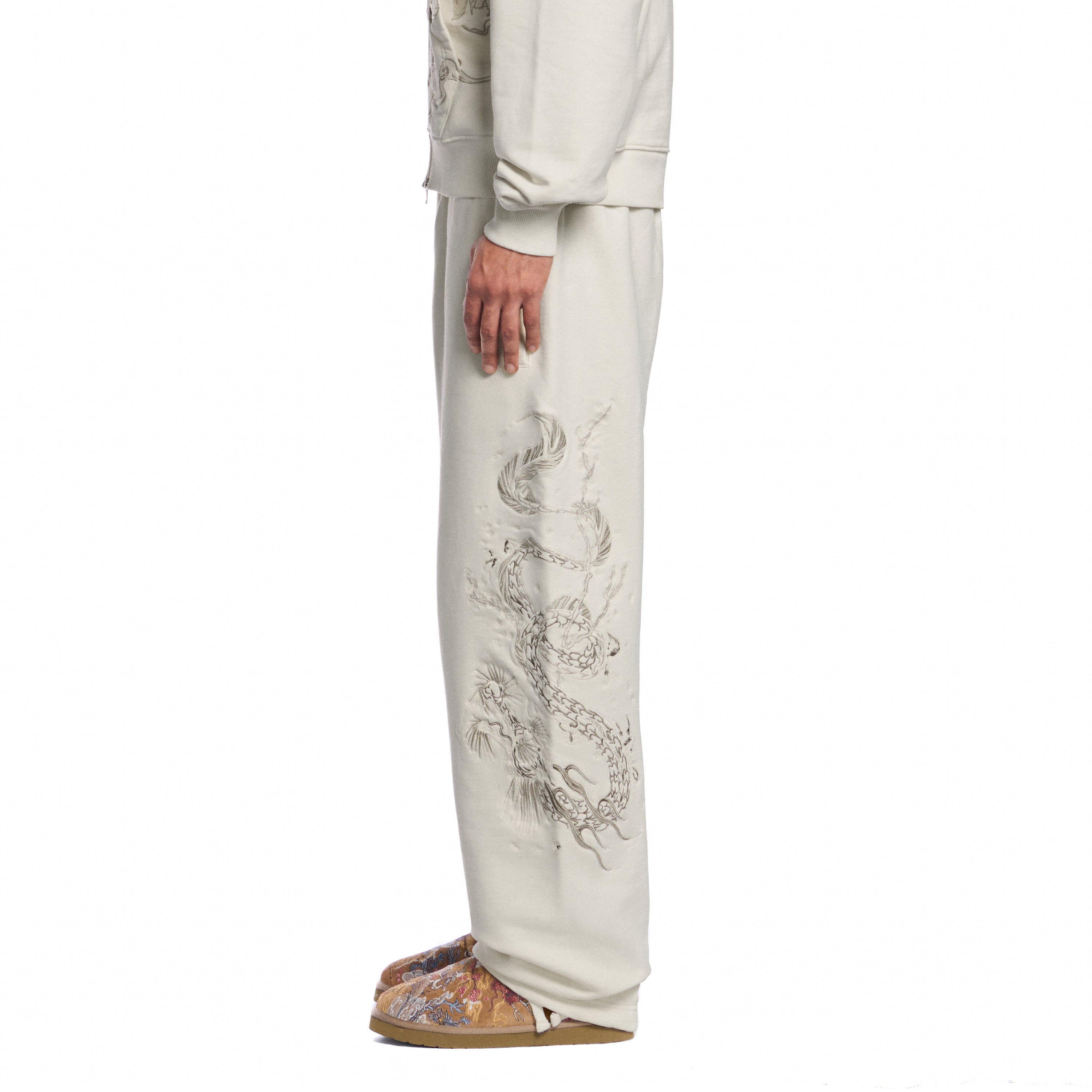 "yakuza v3" Sweatpants off white