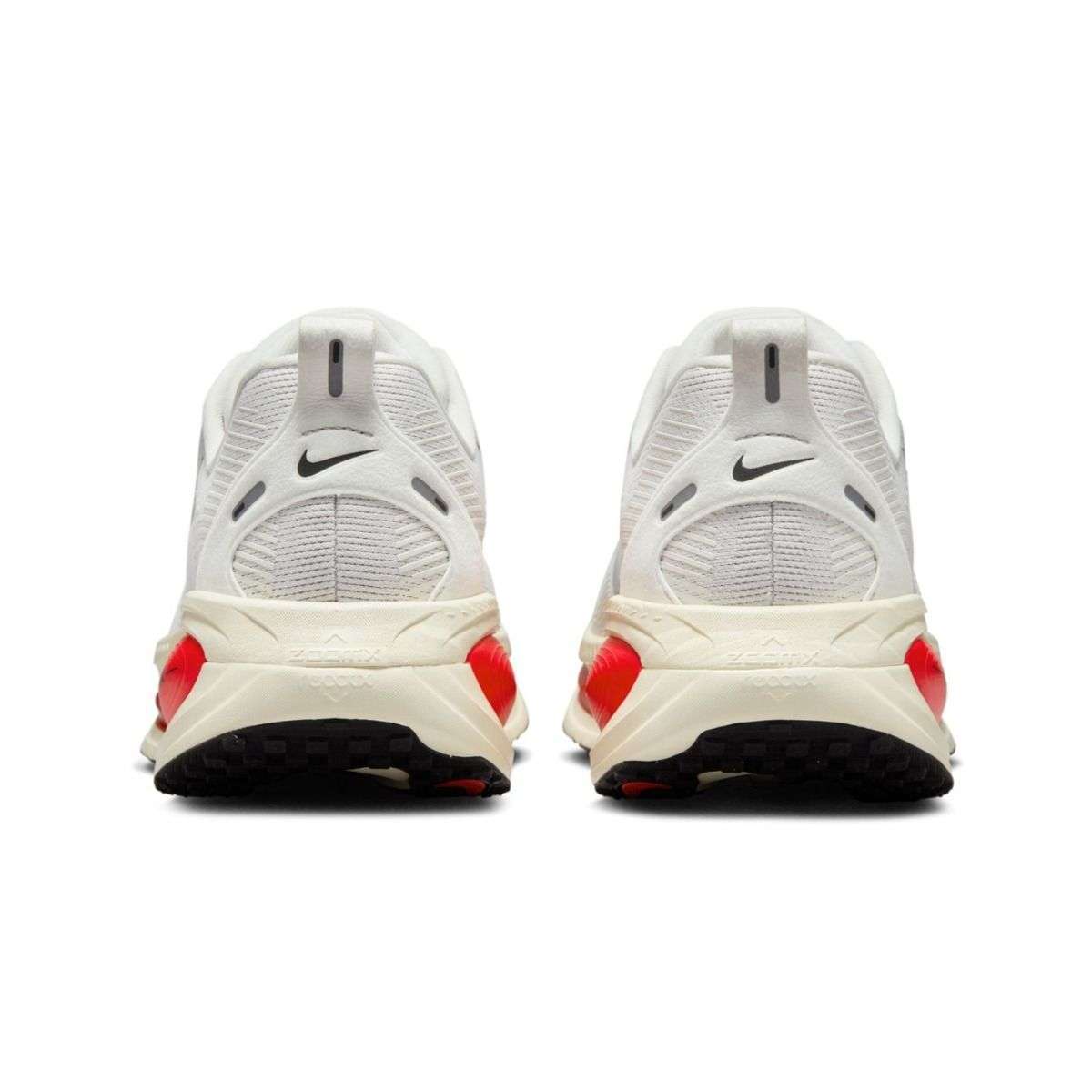 Nike Vomero 18 Platinum Tint