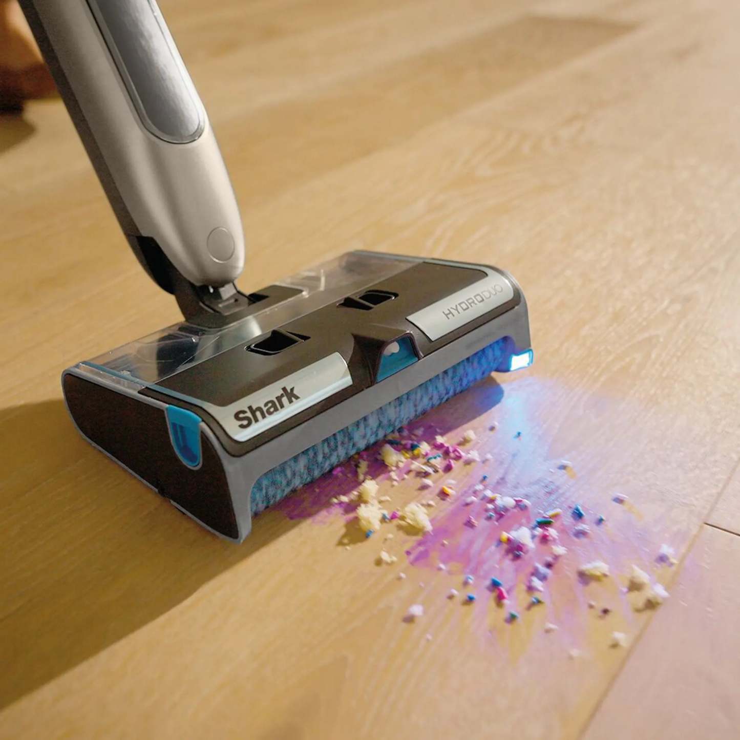 Shark HydroDuo with Dirt-Reveal Technology