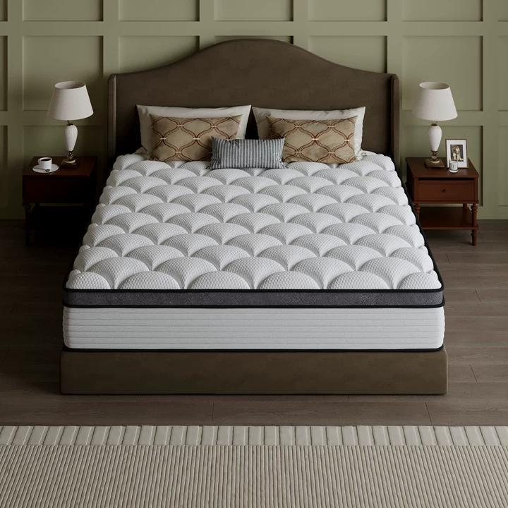 Ergonómico, de firmeza media y disponible en 8, 10, 12 y 14 pulgadas; diseñado para aliviar la tensión y brindar confort. El compañero perfecto para dormir.