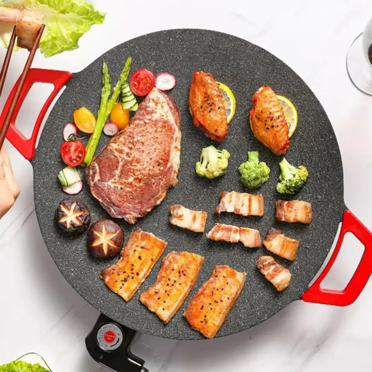 🥩 Parrilla eléctrica portátil de estilo coreano de 1500 W: parrilla de interior sin humo con sartén antiadherente, control de temperatura ajustable, multifuncional para asar y freír, ideal para cocinar en casa.