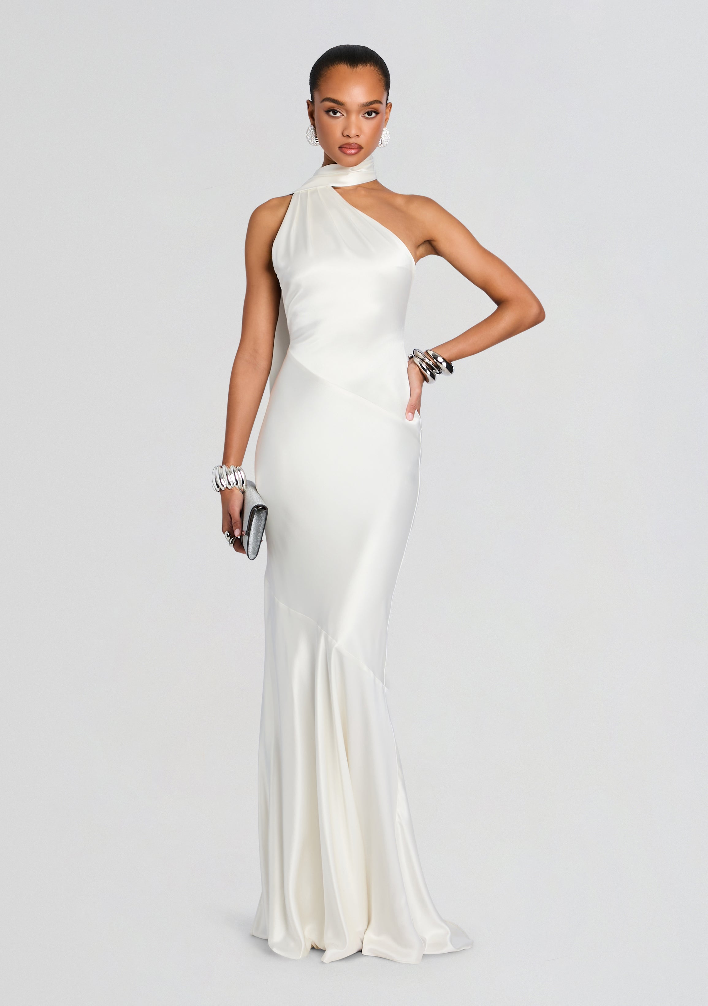 Kelsa Dress-Cup Shy
