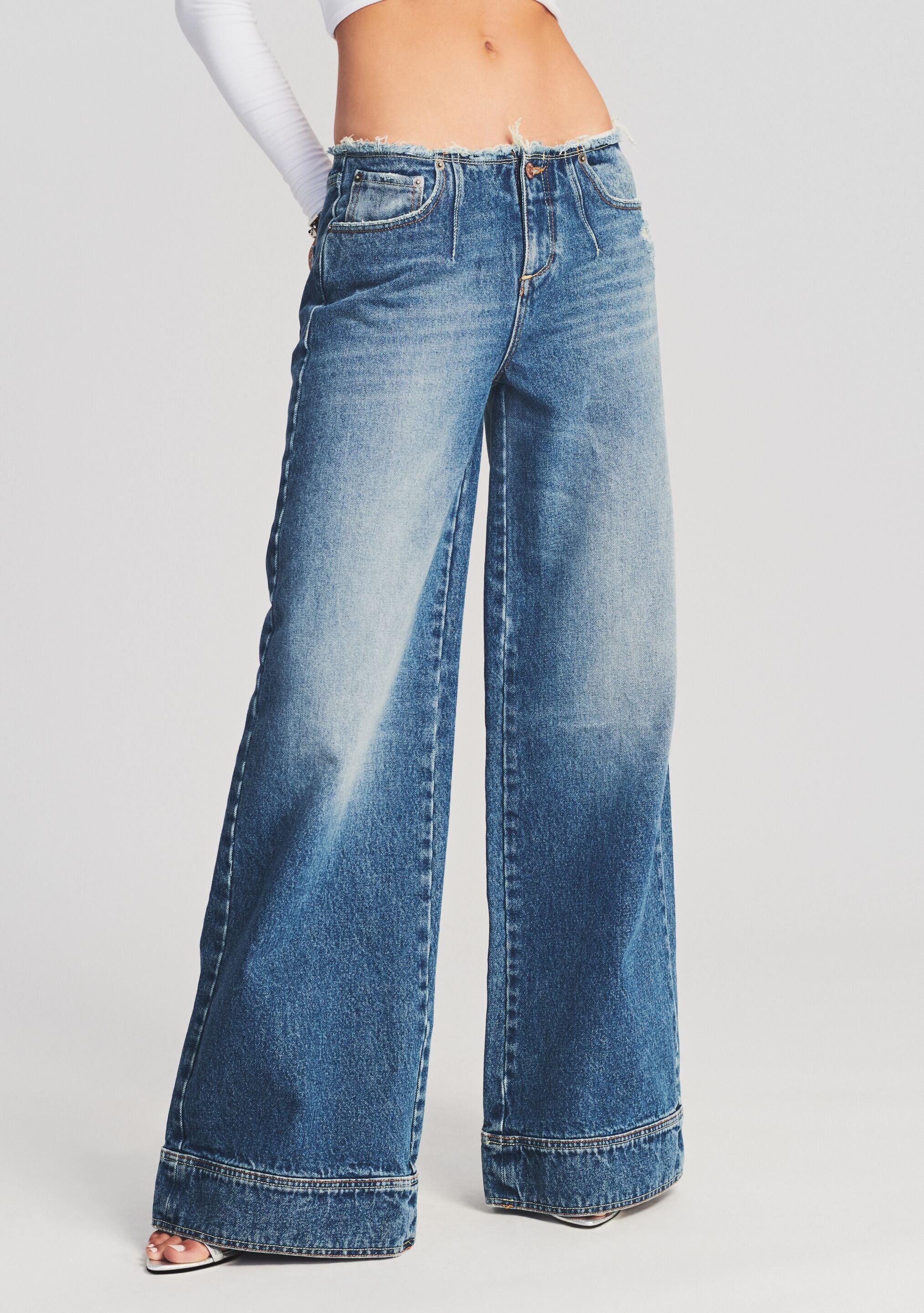 Aston Wide Leg Jean-Cup Shy