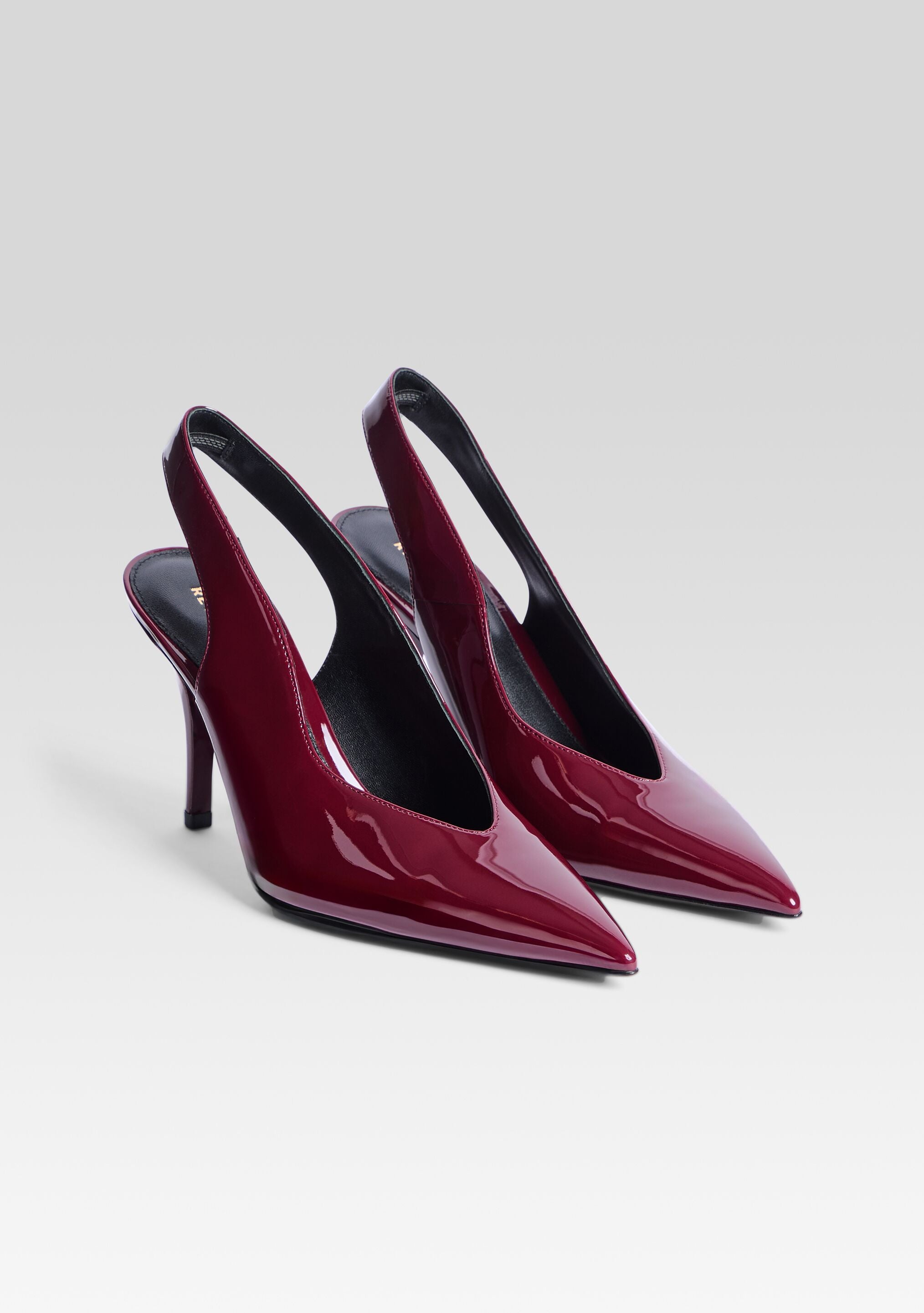 Maxime Slingback Heel-Cup Shy