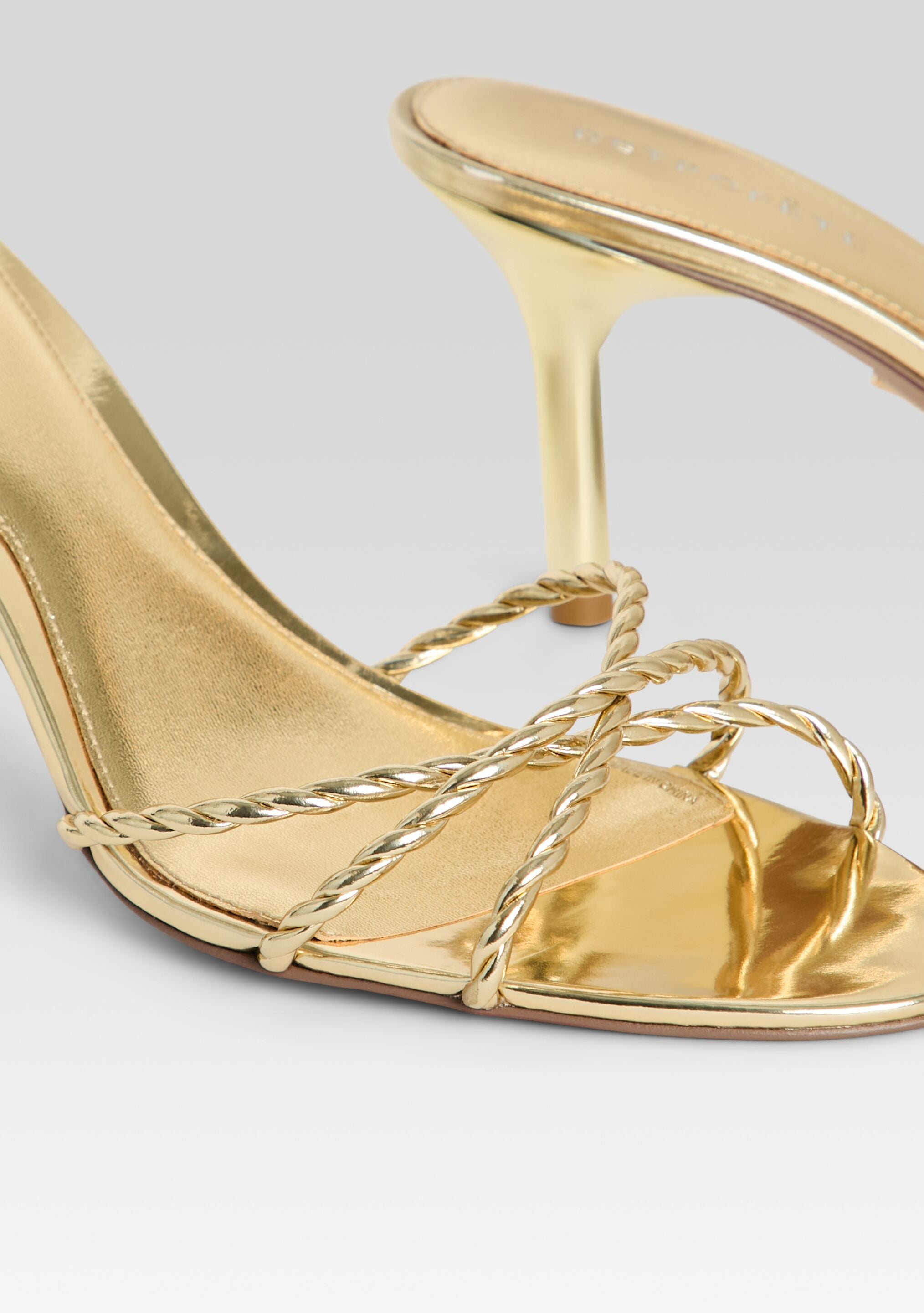 Karolina Sandal-Cup Shy
