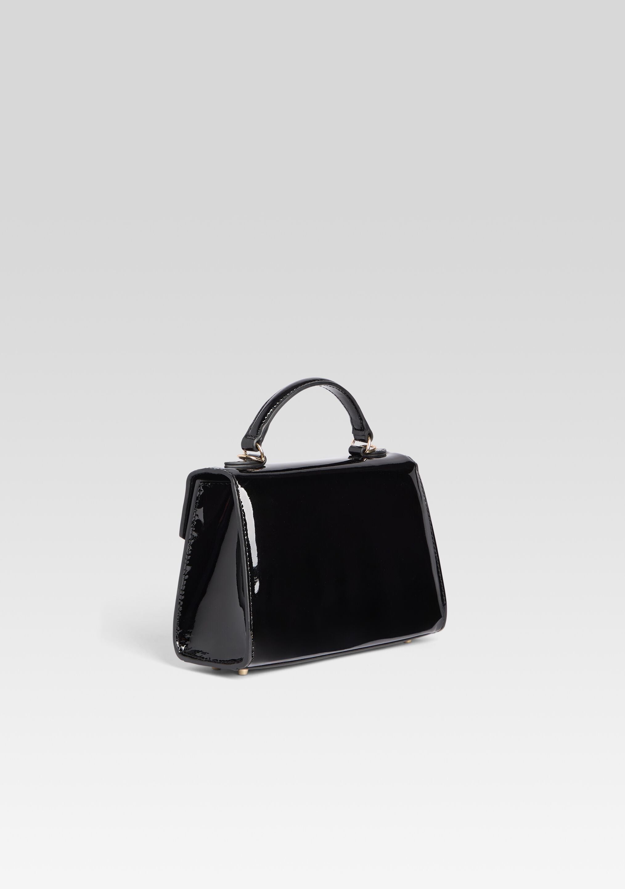 Renee Bag-Cup Shy