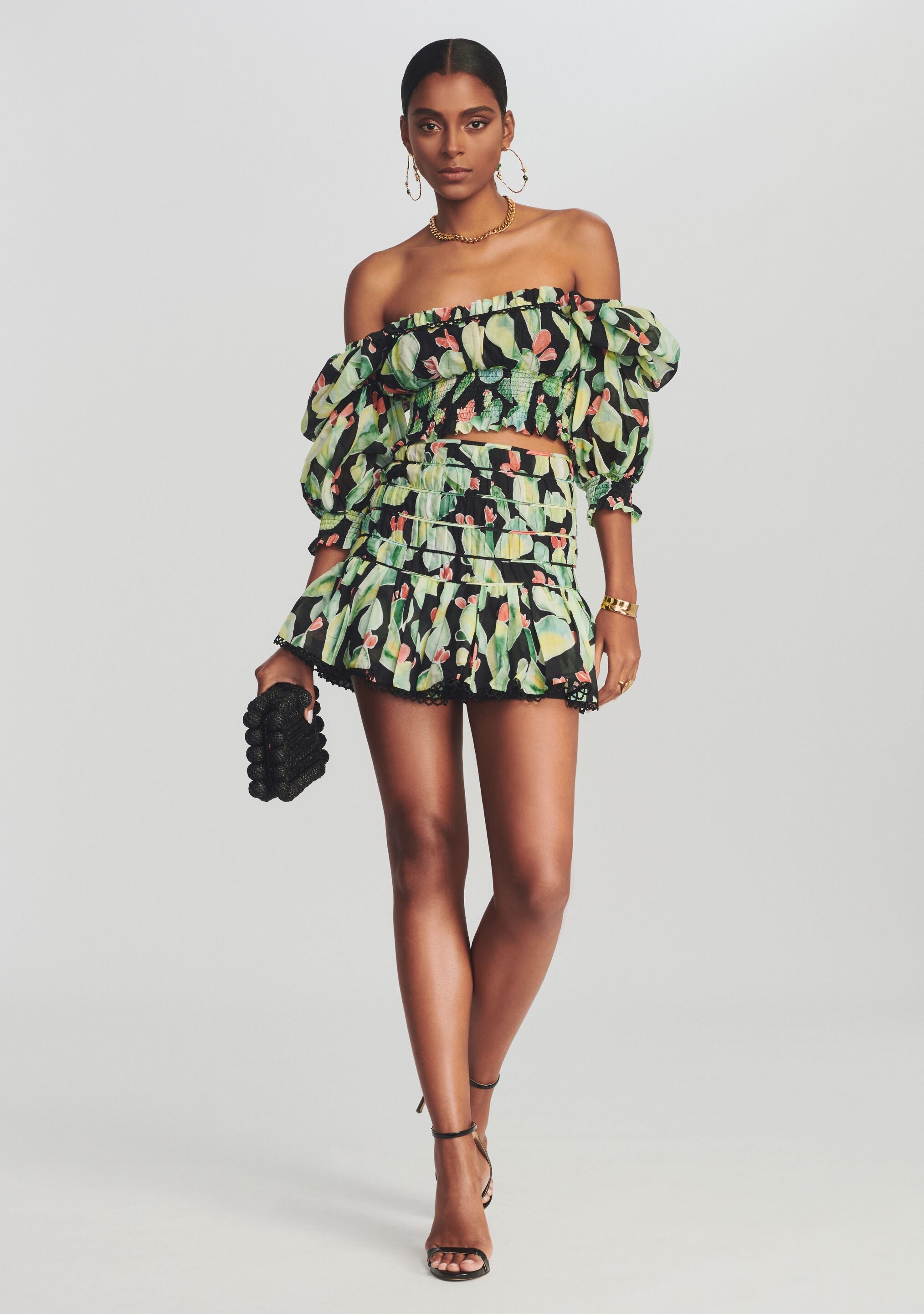 Brisa Top-Cup Shy