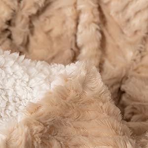 cozy warm faux fur champagne winter throw blanket bedding reversible sherpa home decor sofa couch