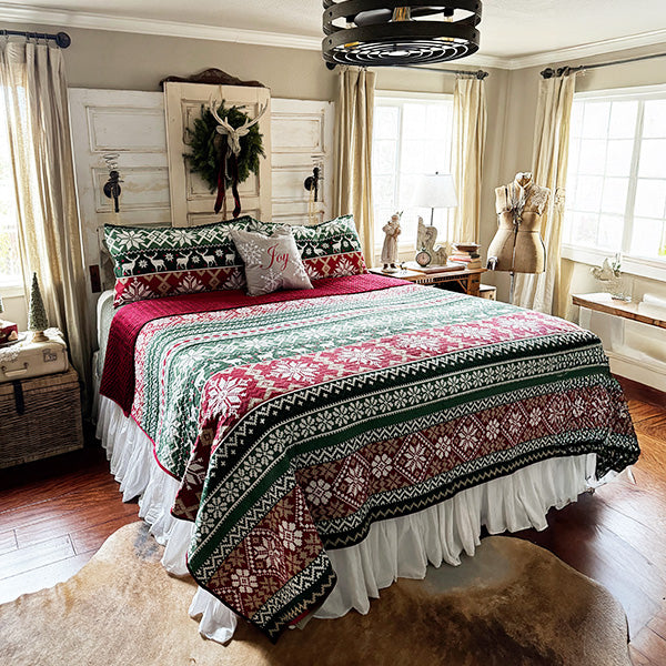 Winter Themed Reversible Quilt Set, Choose Your Size-Miyaedas