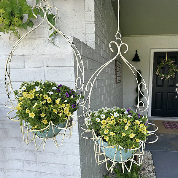Wire Flower Hanging Baskets, Set of 2-Miyaedas