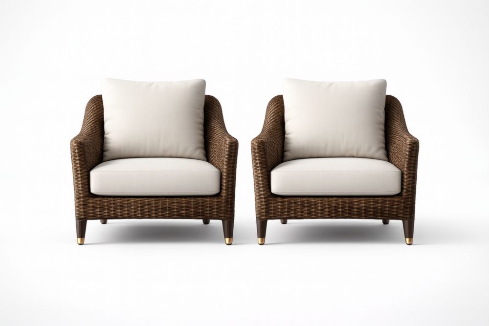 Paire de fauteuils en résine tressée marron avec coussins en polyester beige