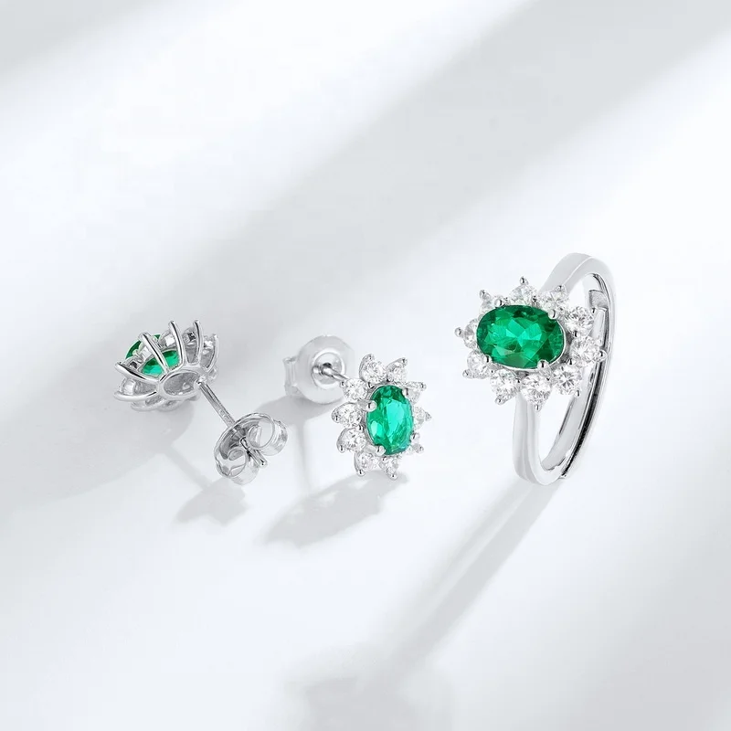 925 Sterling Silver Classic Elegant Cubic Zircon Stud Earring Bling Diamond Lab Grown Emerald Gemstone Stud Earrings for Women