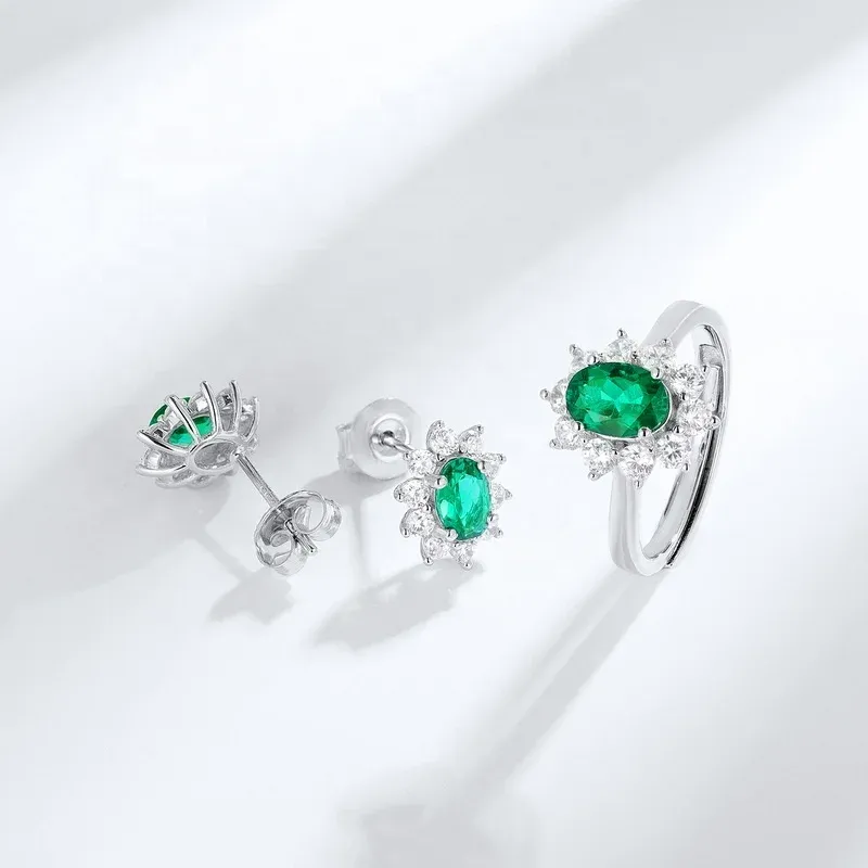 925 Sterling Silver Classic Elegant Cubic Zircon Stud Earring Bling Diamond Lab Grown Emerald Gemstone Stud Earrings for Women