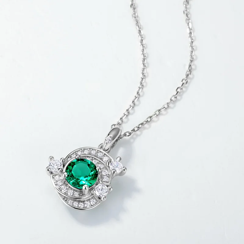 JewelyKing S925 Sterling Silver Round Cut  Lab Grown Emerald Clover Necklace JKNS0025