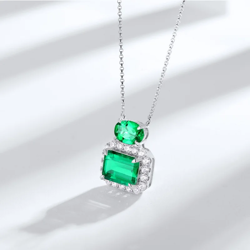 Shiny Cubic Zirconia Rectangle Shape Pendant Fashion Elegant Created Emerald Birthstone Necklace