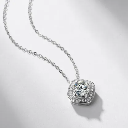 JewelyKing S925 Sterling Silver Lab Grown Diamond Elliptic Necklace