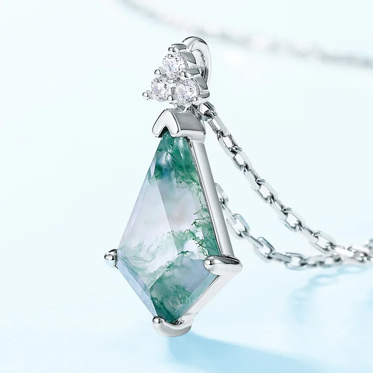 Jewelyking S925 Sterling Silver Green Moss Agate Kite Shape Gemstone Pendant Necklace JKNS0078