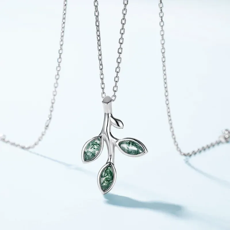 Jewelyking S925 Sterling Silver French Retro Style Green Moss Agate Leaf Pendant Necklace JKNS0095