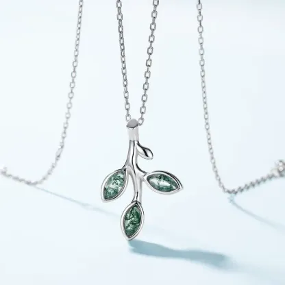 Jewelyking S925 Sterling Silver French Retro Style Green Moss Agate Leaf Pendant Necklace JKNS0095