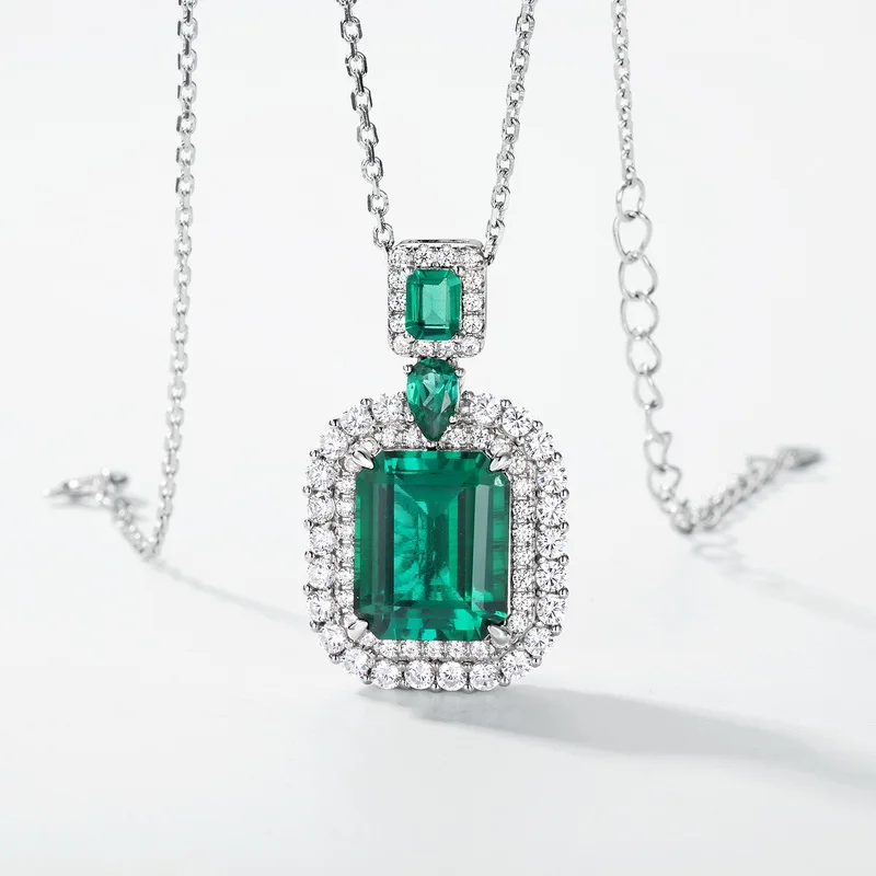 Lab Grown Emerald Necklace S925 Sterling Silver Radiant Cut Pendant Retro Light Luxury Clavicle Pendant