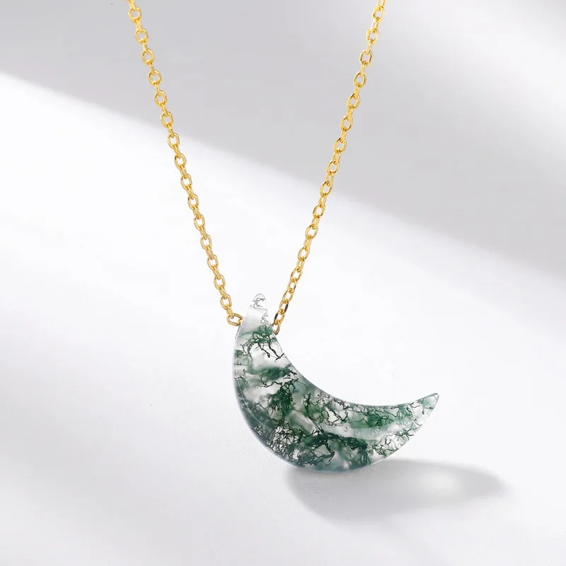 Jewelyking S925 Silver Fashion Green Moss Agate Moon Pendant Necklace JKNS0099