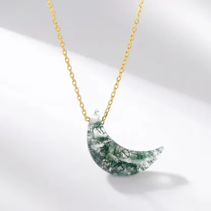 Jewelyking S925 Silver Fashion Green Moss Agate Moon Pendant Necklace JKNS0099