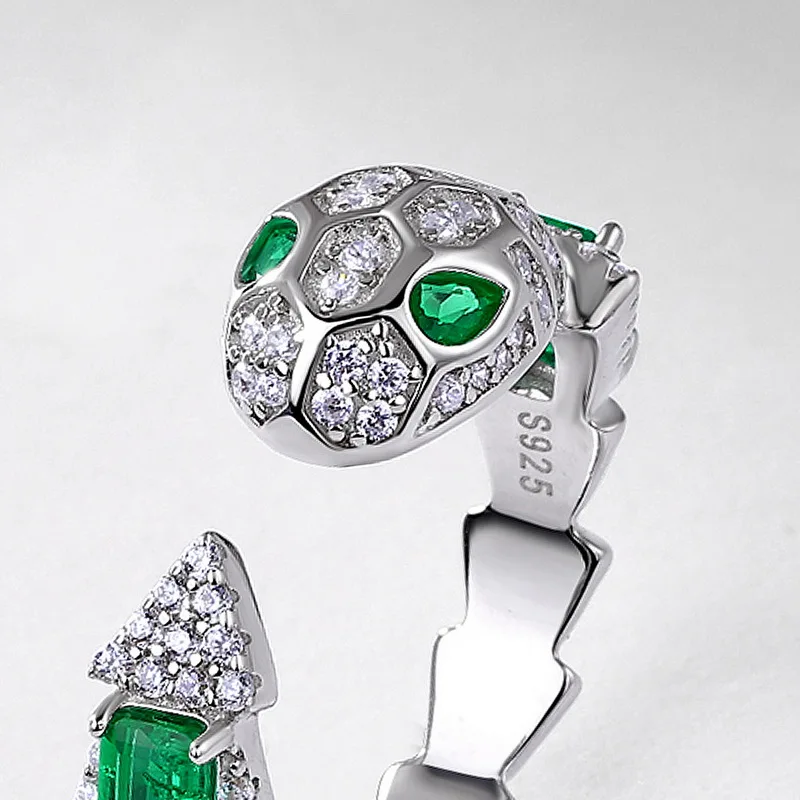 Minimalist Stylish Design S925 Silver Rhodium Snake Open Adjustable Lab Grown Emerald Jewelry Ring Gemstone 925