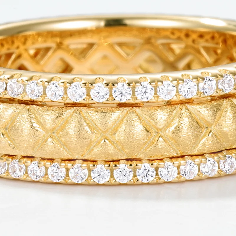 Jewelyking S925 Sterling Silver 14K Gold Plated Sandblasted Zircon Inlay Geometric Hollow Band Ring JKRS0114
