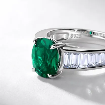 New S925 Silver Ring 5a Zircon 8 * 10 Ins Fine Versatile Oval Pigeon Costume Jewelry Emerald Ring Female
