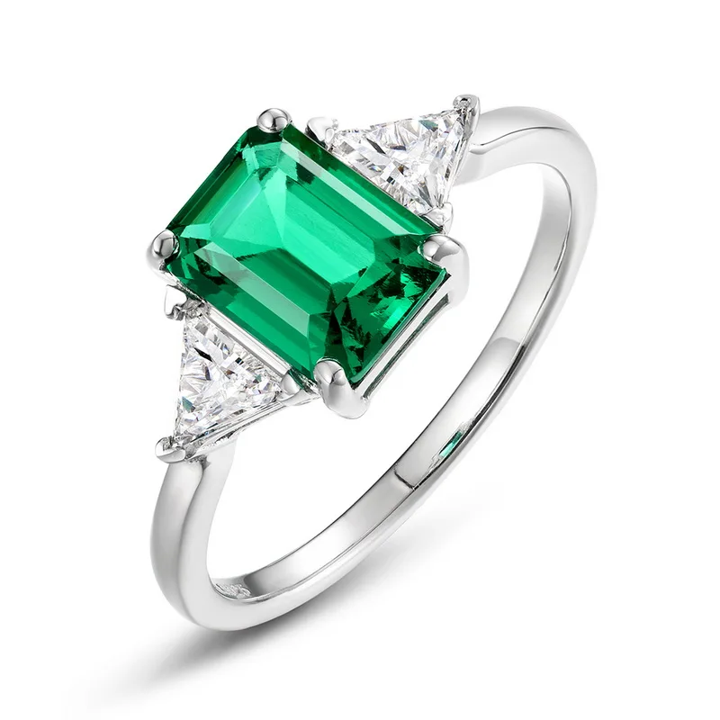 Fashion Retro Light Luxury Lab Cultured Emerald Ring S925 Sterling Silver Inlaid Colored Gemstone Custom Jewelry Wholesale