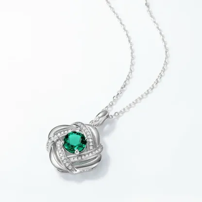 JewelyKing S925 Sterling Silver Retro High End Lab Emerald Necklace JKNS0022