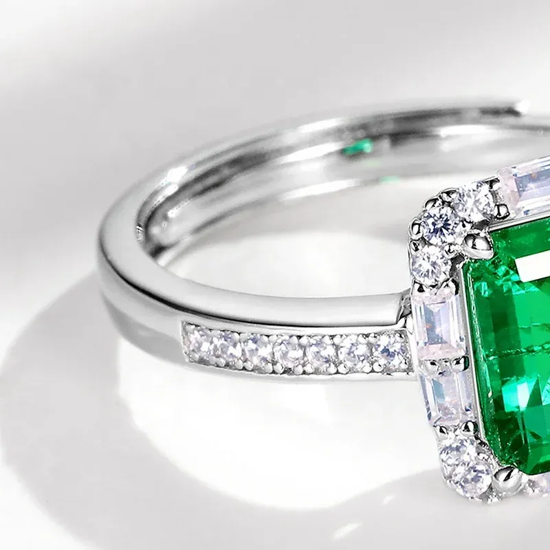 Europe and America High Quality Jewelry Silver 925 Cubic Zirconia Ring Lab Created Green Emerald Promise Rings