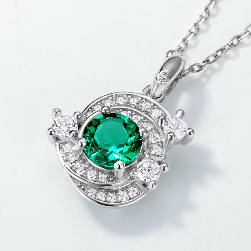 JewelyKing S925 Sterling Silver Round Cut  Lab Grown Emerald Clover Necklace JKNS0025