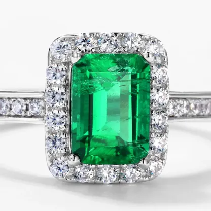 High Quality Classic Style 925 Sterling Silver Lab Grown Emerald Gems Women Ring
