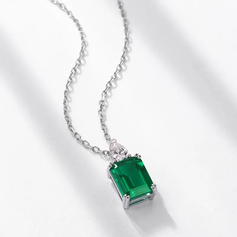 Vintage Gold 925 Silver Lab Emerald Diamond Floral Grandmother Pendant Wedding Religious Gift